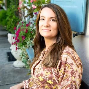 Meet your Posher, Shelly